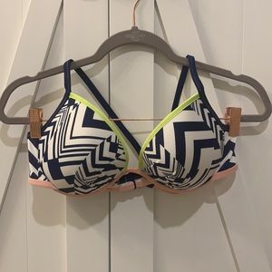 Victoria’s Secret geometric bikini top 36D